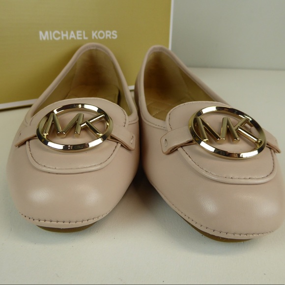 Michael Kors Lillie Moc Leather Moccasin Shoes NIB - Picture 1 of 7